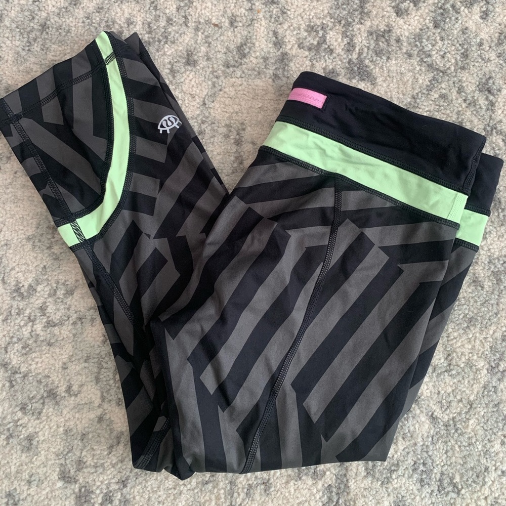 Lululemon seawheeze crop